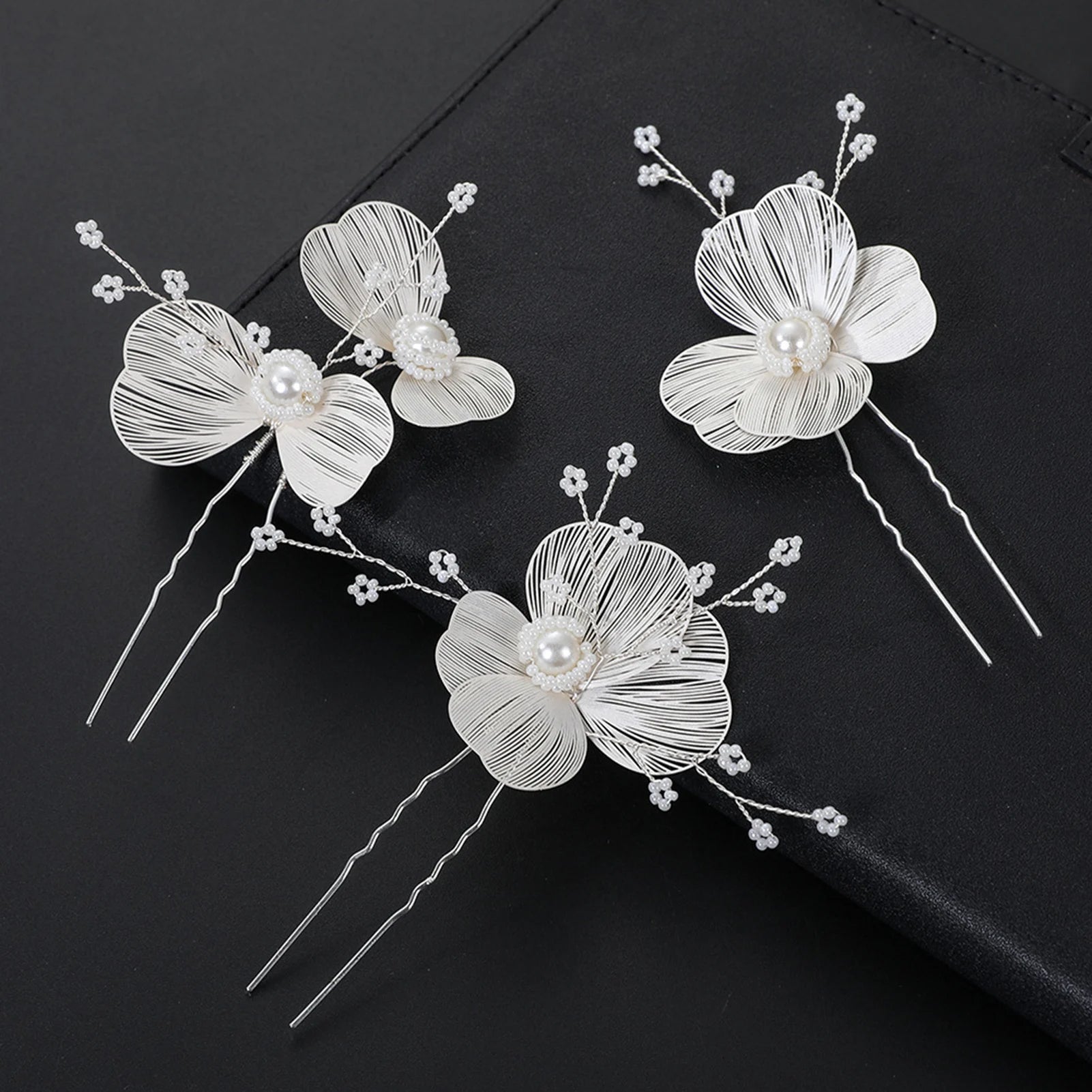 Pearl Flower Bridal Hair Comb Set