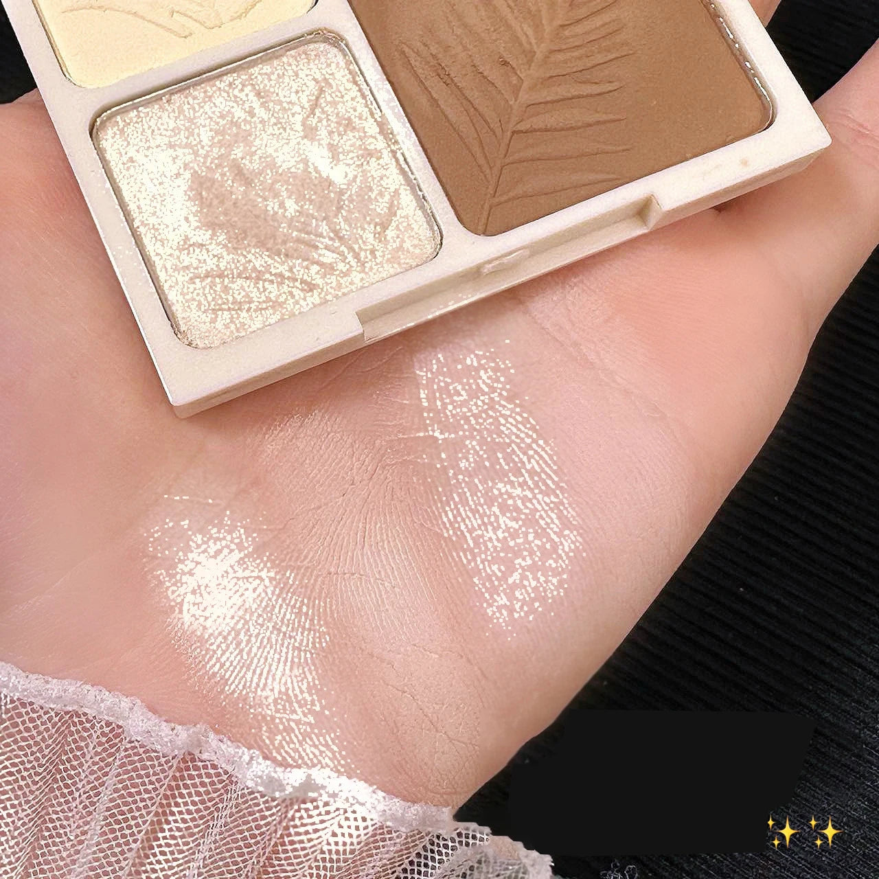 4-Shade 3D Highlight & Contour Palette